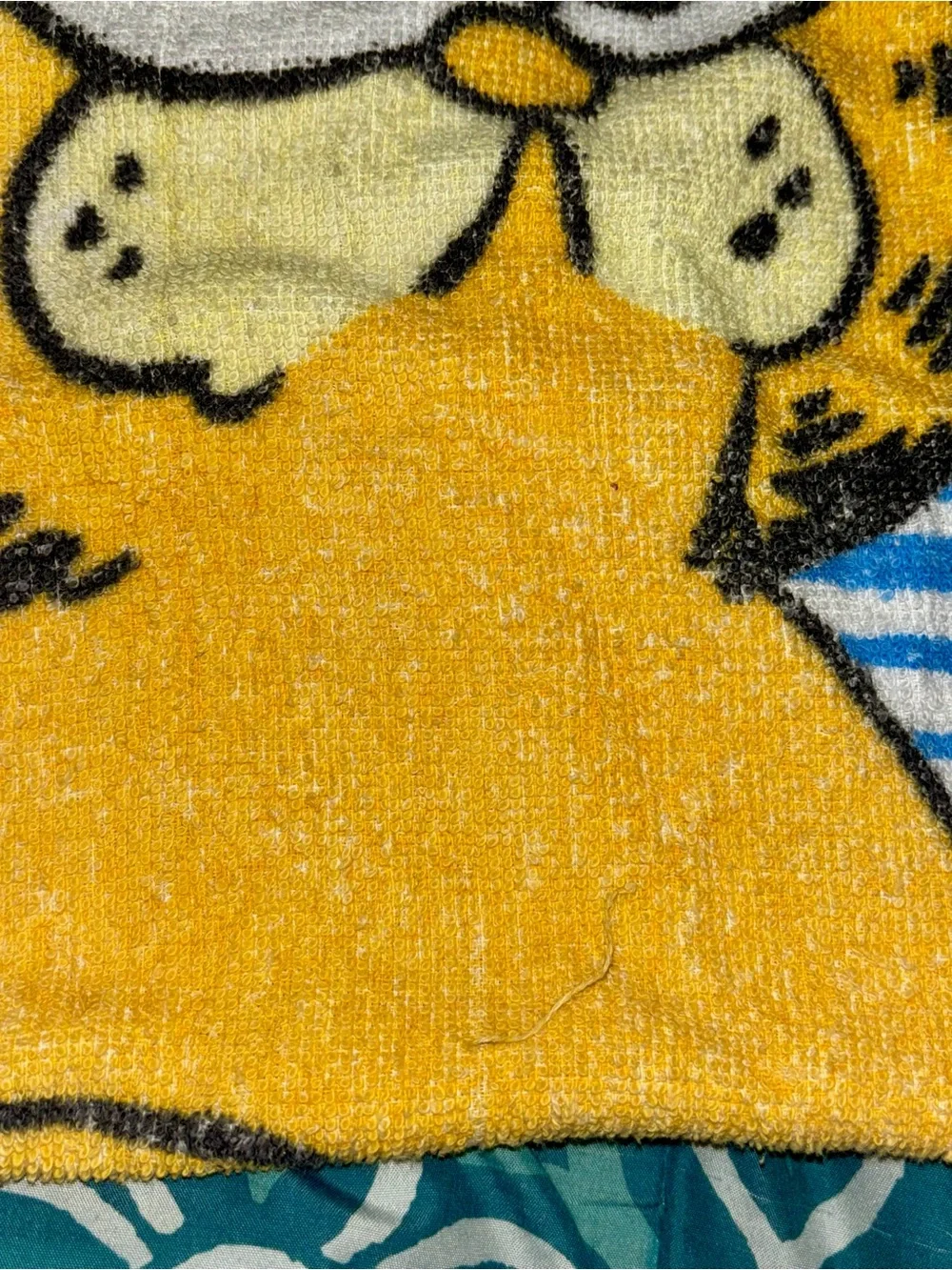 Vintage 80s Garfield Beach Towel - Graphic Cartoon - White